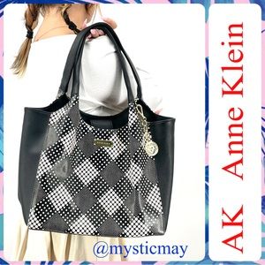 ANNE KLEIN Medium Black White Polka Dot Tote Shoulder Bag w Lion w Purse Charm